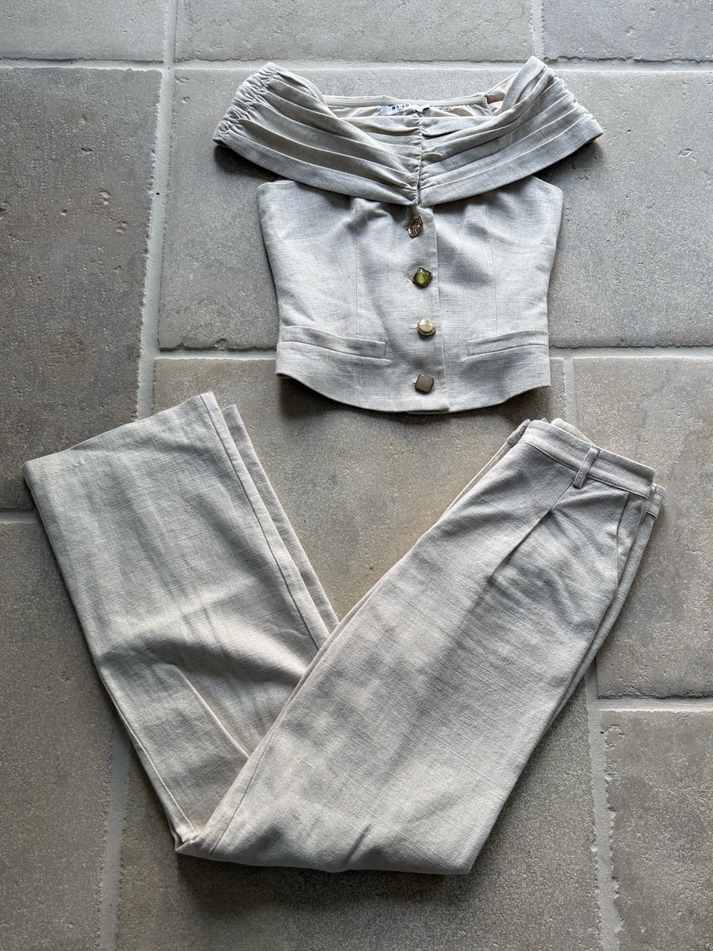 NA-KD linen set